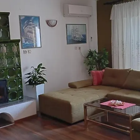 In With Sea View, Terrace, Air Conditioning, Wi-fi Apartment