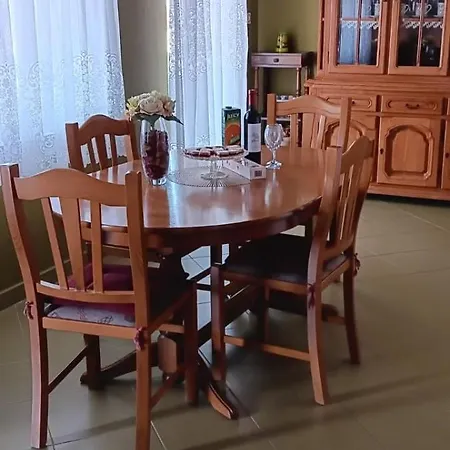 아파트 In With Sea View, Terrace, Air Conditioning, Wi-fi *