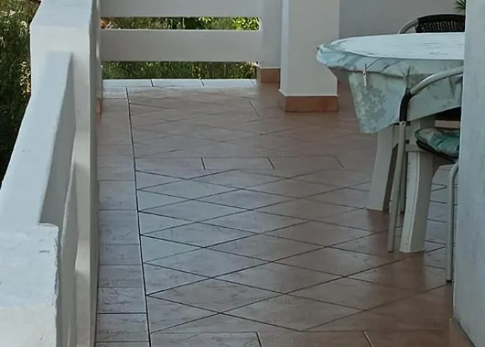 In With Sea View, Terrace, Air Conditioning, Wi-fi